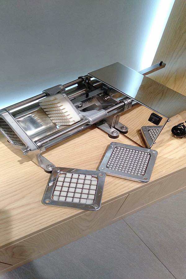 potato cutter