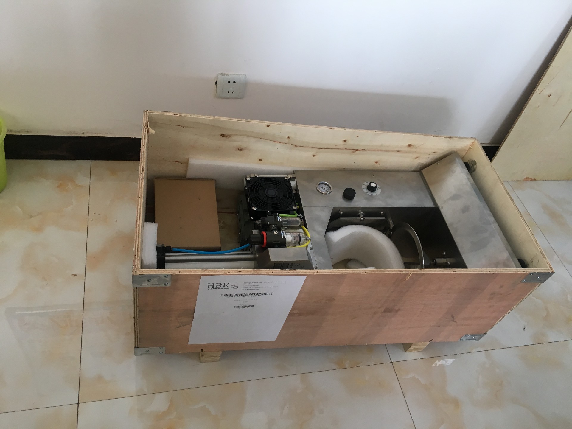 sale one set automatic coconut peeling machine again